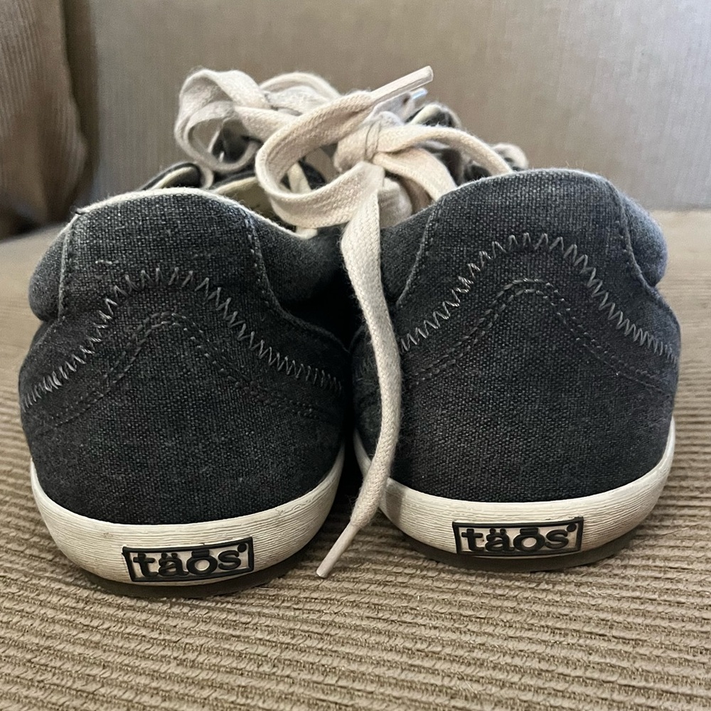 Taos gray sneakers - 9.5W - Picture 4 of 7